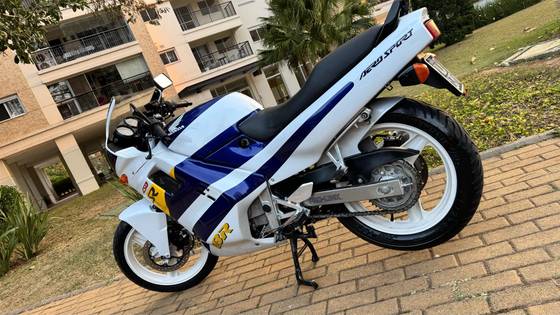 HONDA CBR 450 SR 